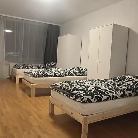 Mindestbuchung 3 Monate!!! Optimal Gelegen In Ni, Nur 10 Km Nach Frankfurt Main Und Zum Flughafen * 新伊森堡